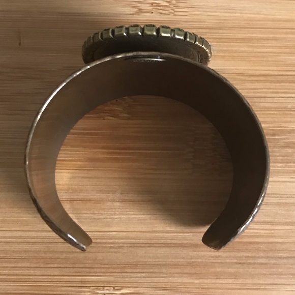 Liz Palacios Crystal Cuff Bracelets - Picture 6 of 7